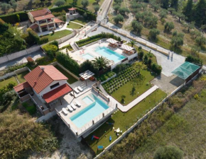 Aracelia villas with private pool